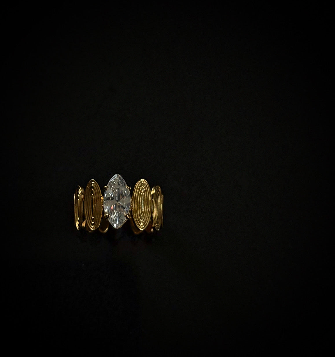 Ora Ring