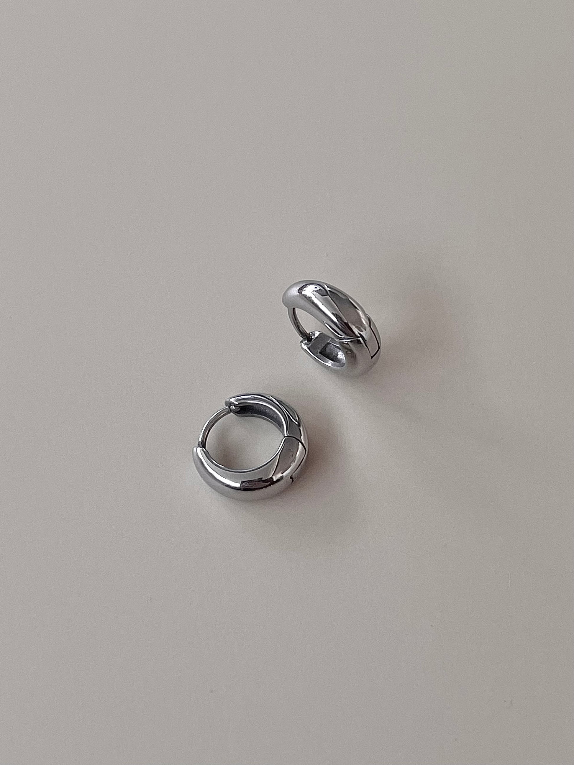 Classic Huggies - Silver