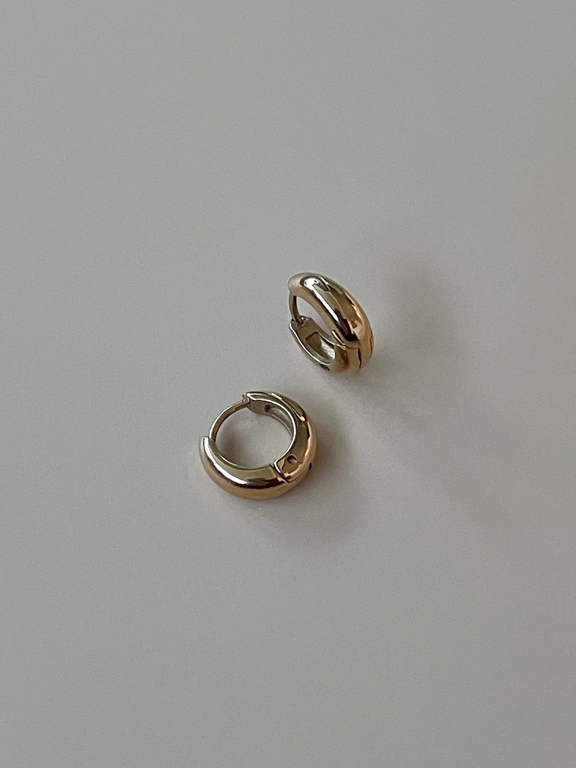 Classic Huggies - Gold