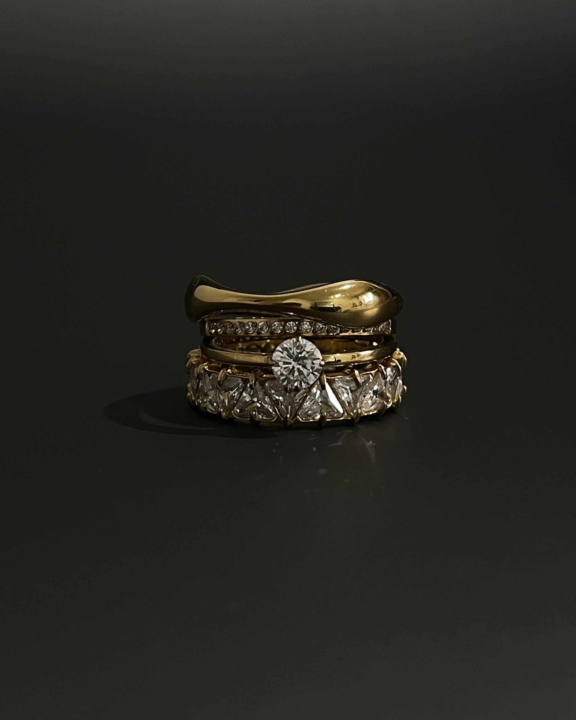 Serra Ring - Gold