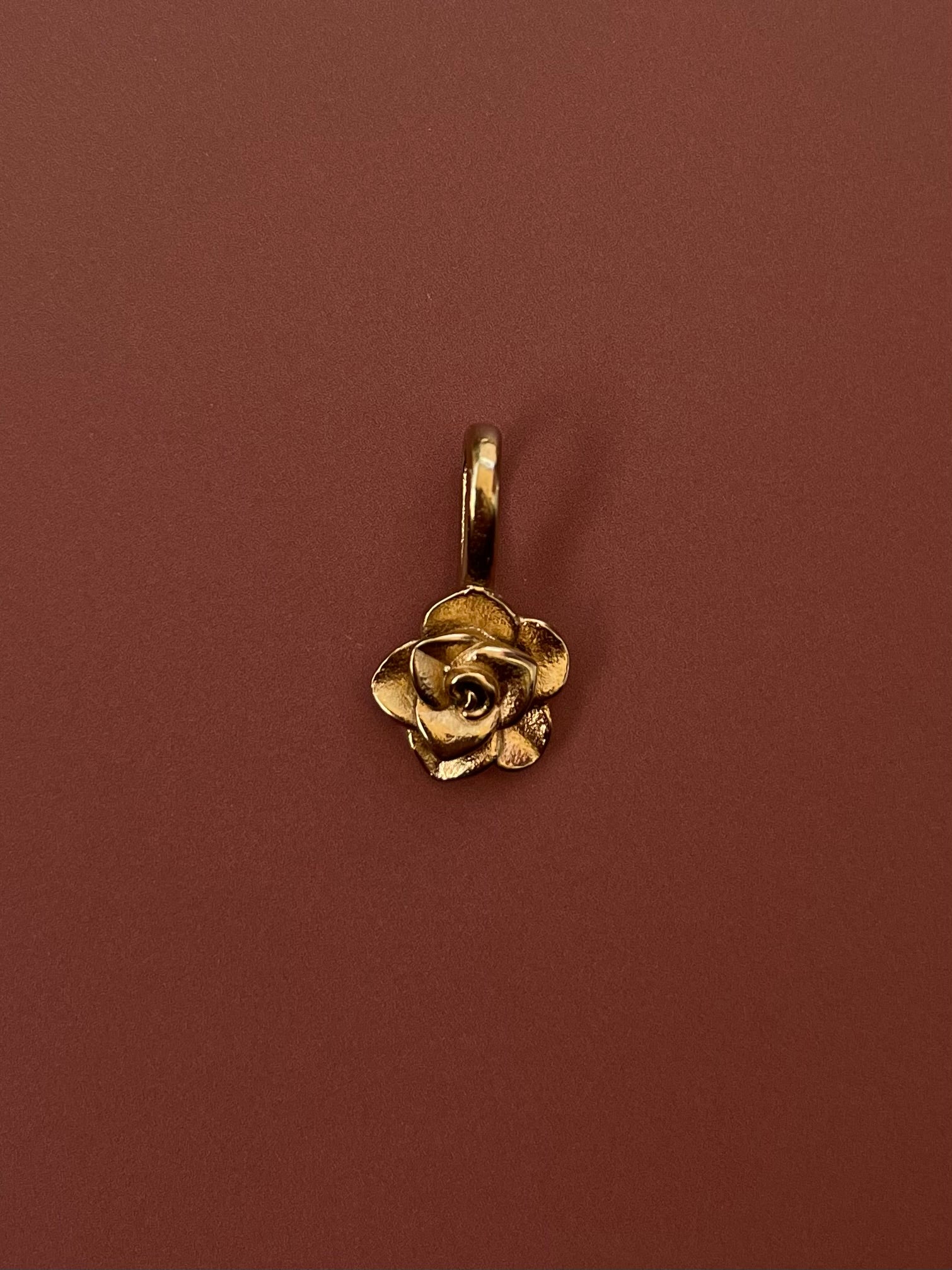 Everrose Charm