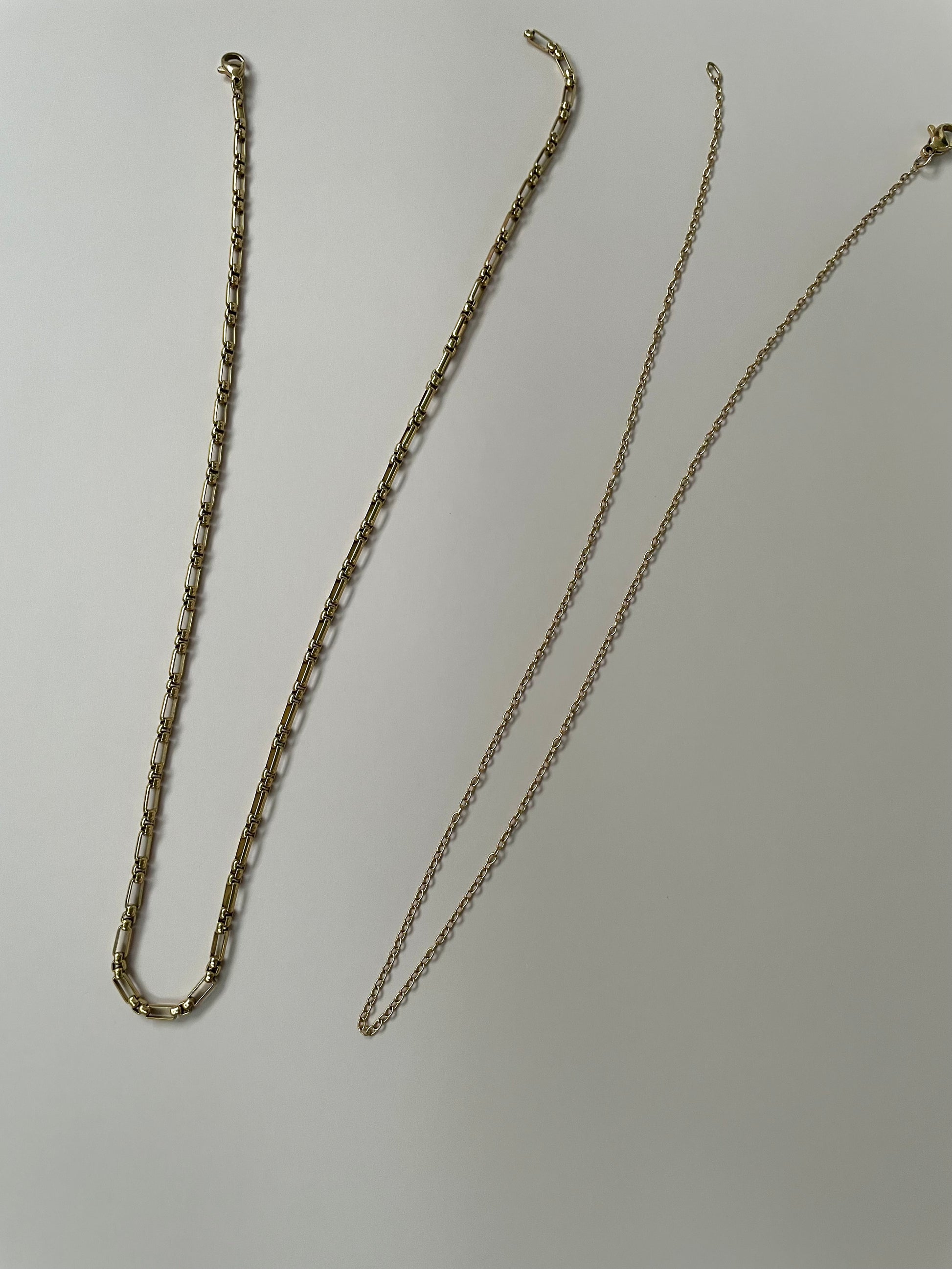 Petite chain