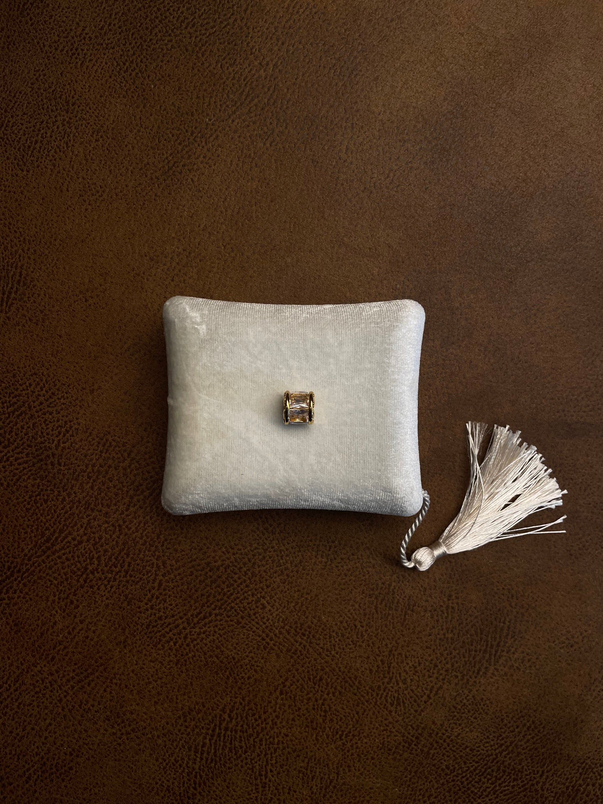 Facet Barrel Charm - Opaline