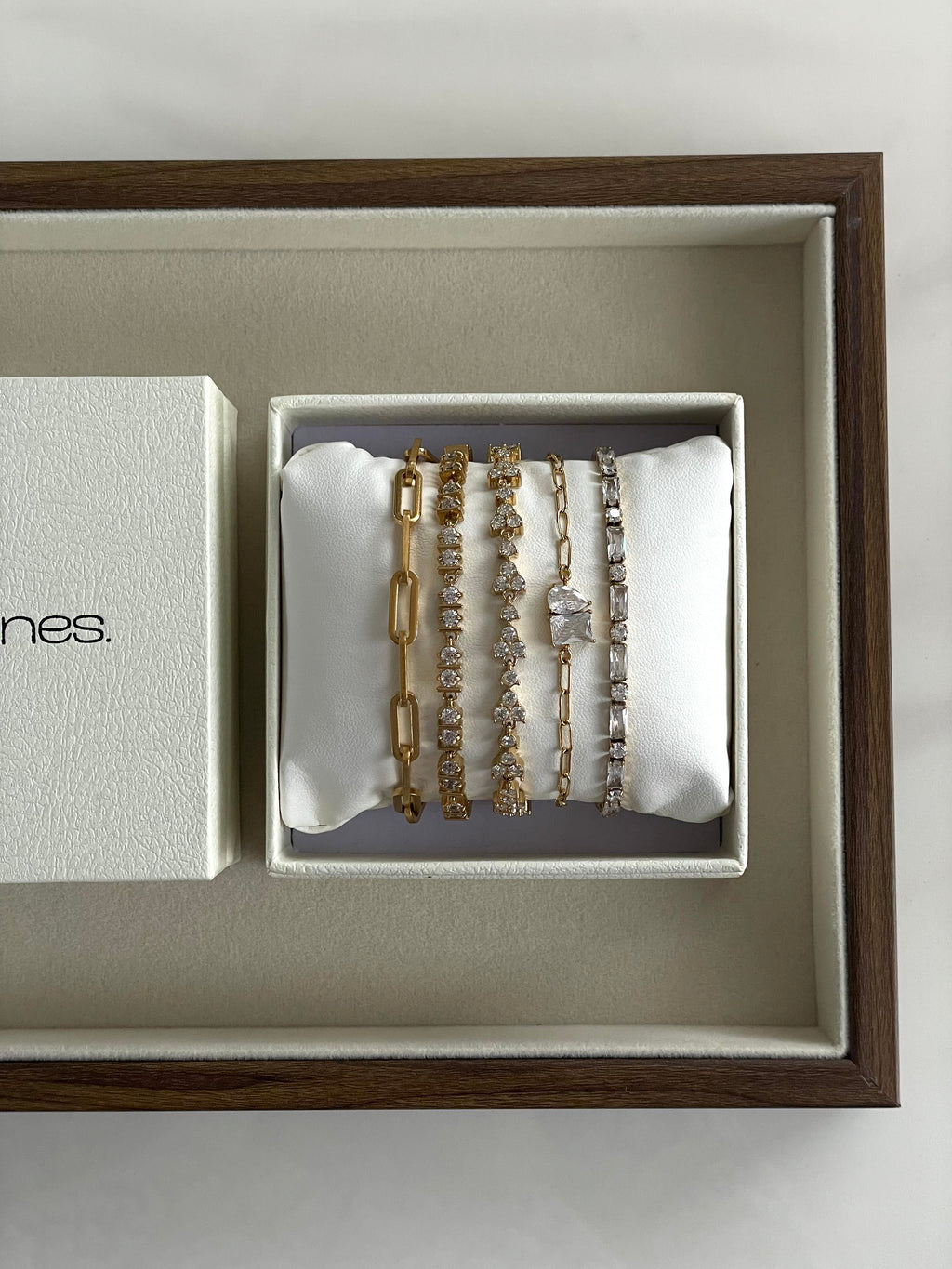 Amara Tennis Bracelet