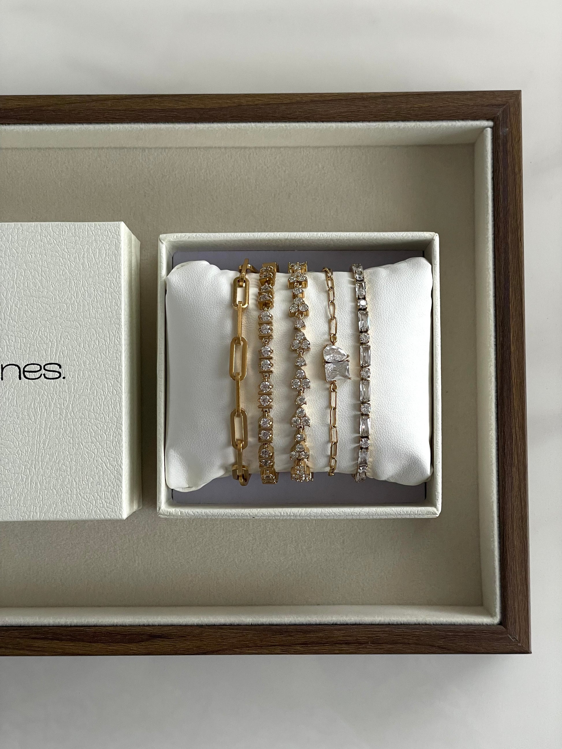 Amara Tennis Bracelet